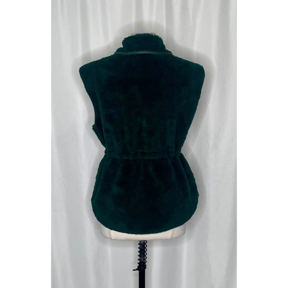 By ANTHROPOLOGIE Cozy Cinched Faux Shearling Vest Green Fleece Outdoors X-Small - Picture 10 of 15